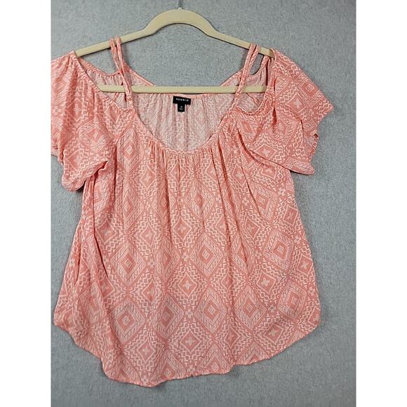Torrid Peach Diamond Print Cold Shoulder SS Rayon Flowy Blouse Women's Plus 0X - Picture 2 of 12